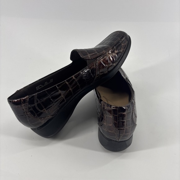 Clarks Gael Angora Brown Croc Embossed Leather Comfort Loafers 7M Shoes - Picture 8 of 9